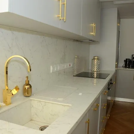 Apartament Golden Seaview *