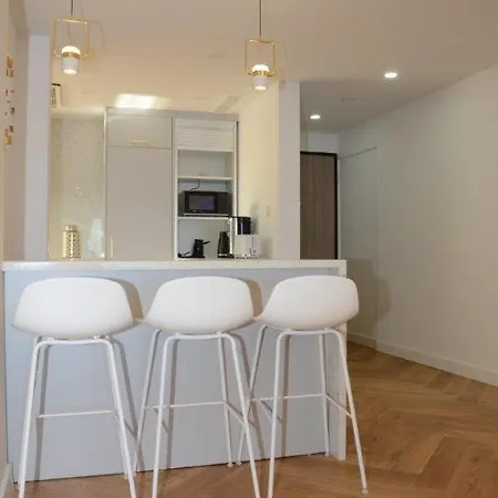 Golden Seaview Apartament