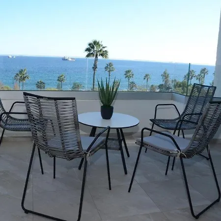 Apartament Golden Seaview *