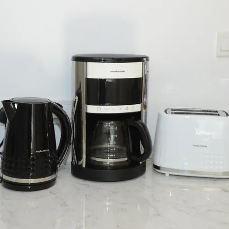 Golden Seaview Apartament *